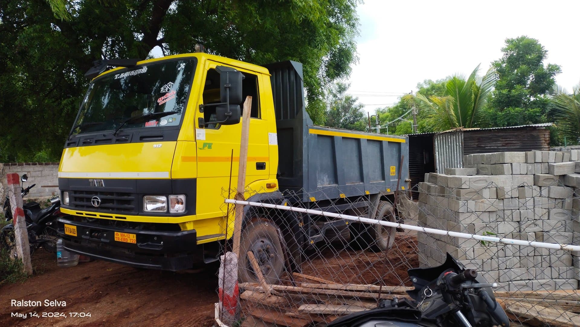 Steel and Bricks Supply in Tenkasi