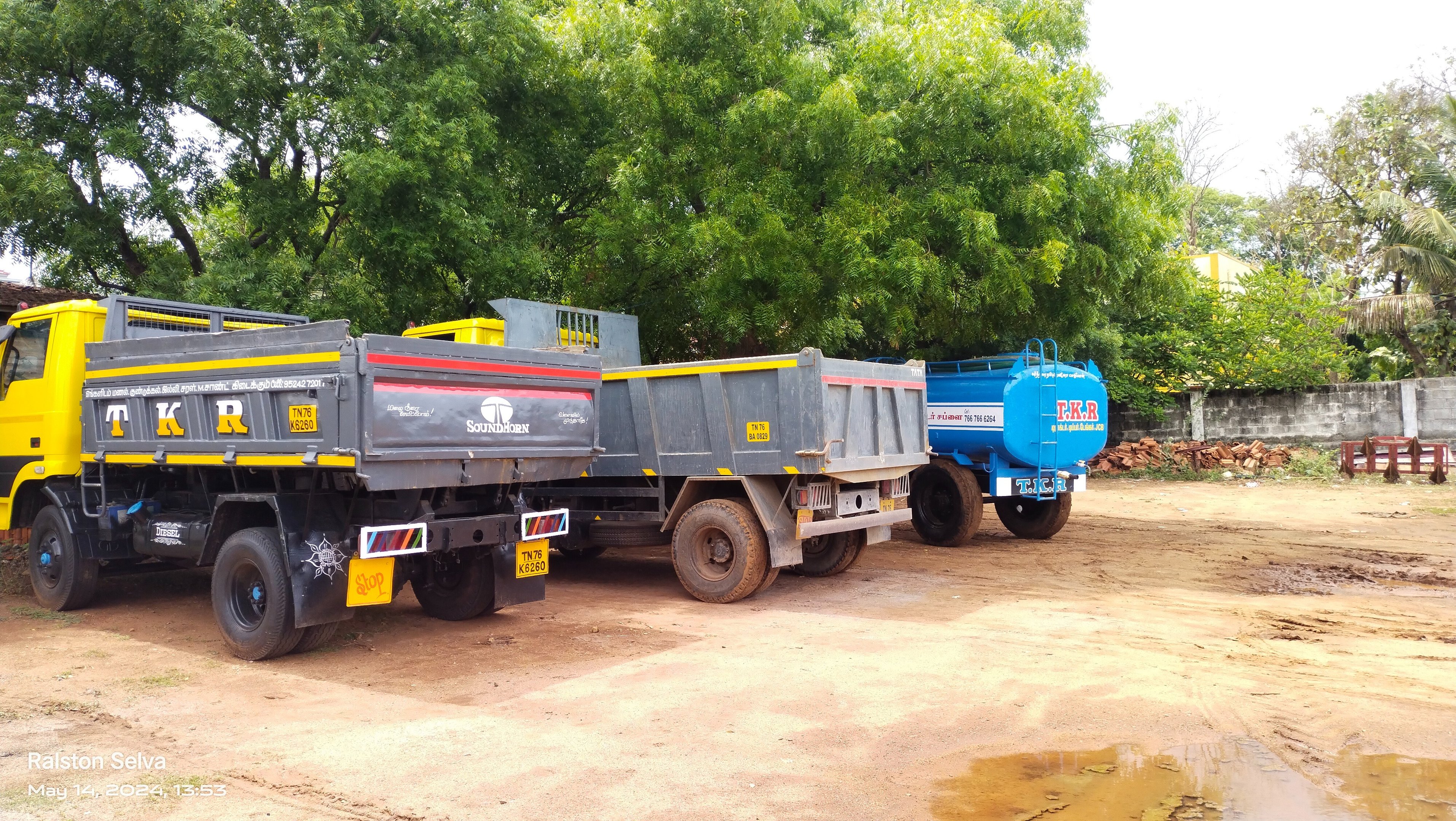 Heavy-Duty Tipper Model 3 - Versatile Material Hauler. Explore this efficient and reliable tipper designed for tough material transport in construction and agriculture.